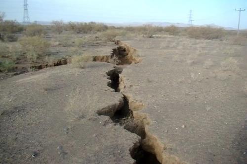 تخت جمشید در خطر فرونشست زمین